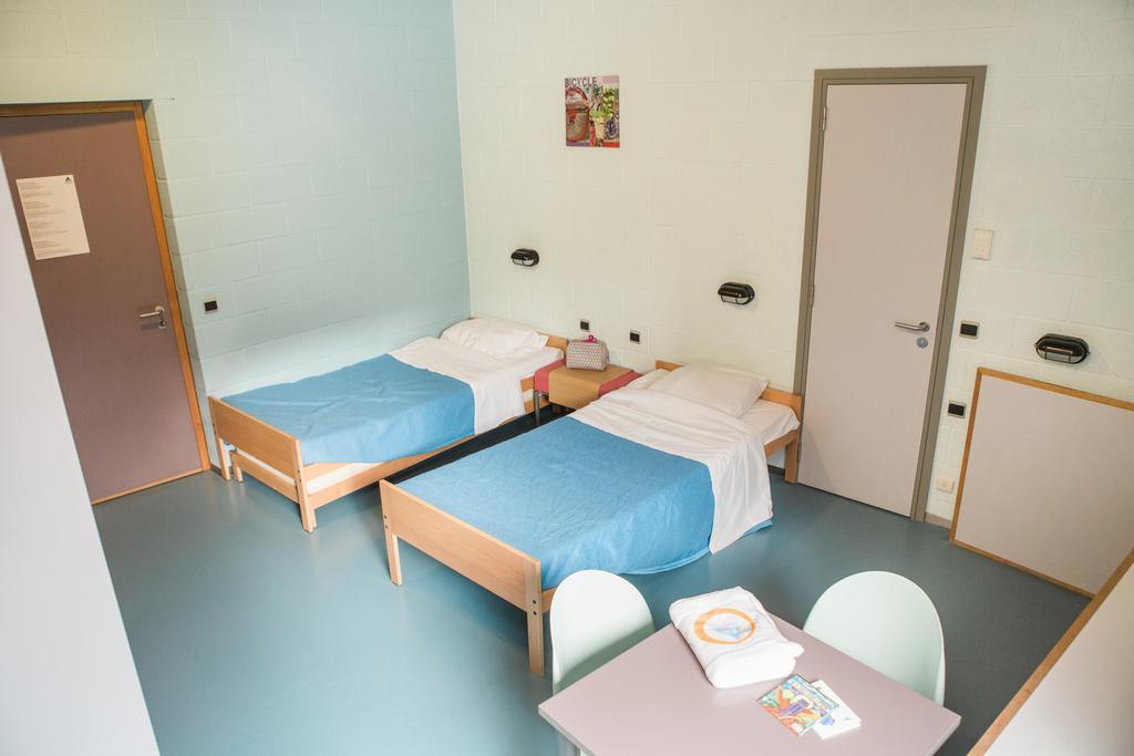 Hostel De Zandpoort Mechelen Rum bild